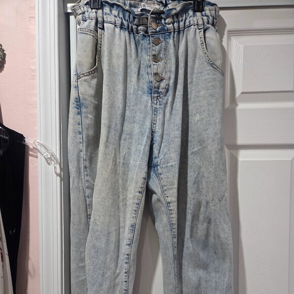 High rise Zara jeans - Picture 1 of 13
